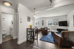DT Studio: Near Stampede, 17th Ave Dining & Shops Unit 205