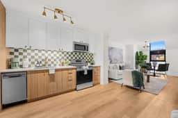 New Designer Kensington studio by park, 15m to DT - Image 3